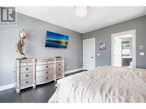 440 Audubon Court, Kelowna, BC - Indoor Photo Showing Bedroom