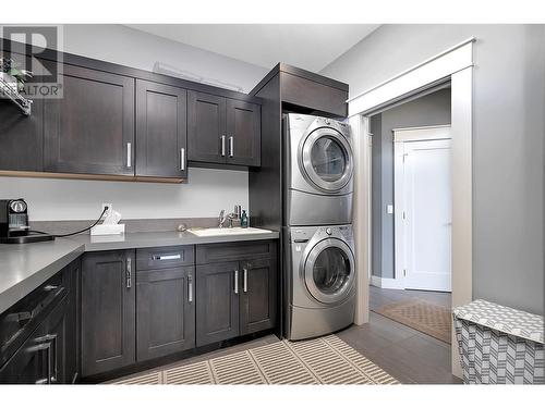 440 Audubon Court, Kelowna, BC - Indoor Photo Showing Laundry Room