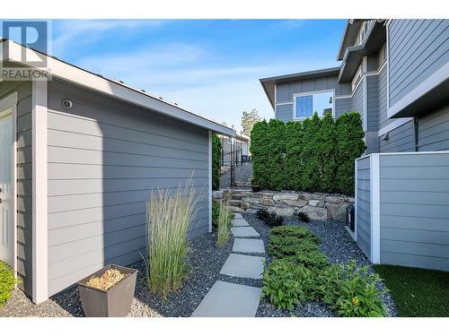 440 Audubon Court, Kelowna, BC - Outdoor With Exterior