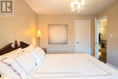 3122 Cardross Court, Oakville, ON - Indoor Photo Showing Bedroom