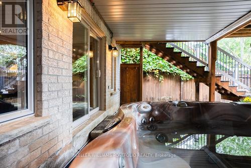 3122 Cardross Court, Oakville, ON - Outdoor With Deck Patio Veranda With Exterior