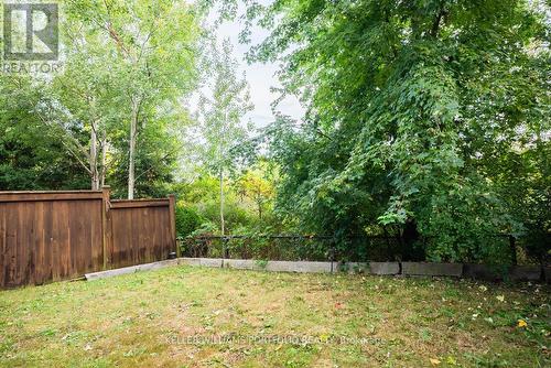 3122 Cardross Court, Oakville, ON - Outdoor