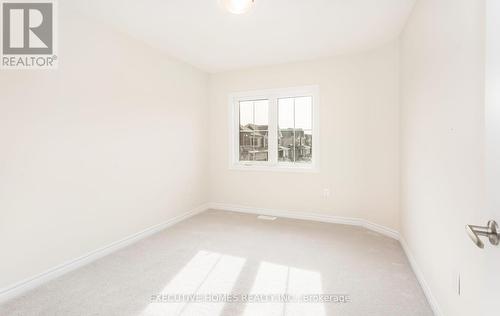 25 Vanilla Trail, Thorold, ON - Indoor Photo Showing Other Room