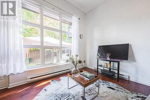 55 Briar Path, Brampton, ON - Indoor Photo Showing Living Room