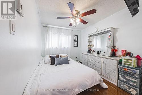 55 Briar Path, Brampton, ON - Indoor Photo Showing Bedroom