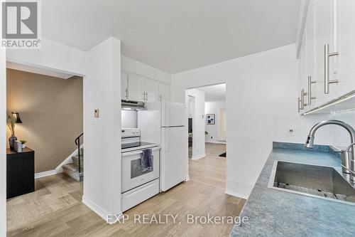 69 - 1945 Denmar Road, Pickering, ON - Indoor Photo Showing Kitchen