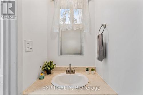 69 - 1945 Denmar Road, Pickering, ON - Indoor Photo Showing Bathroom