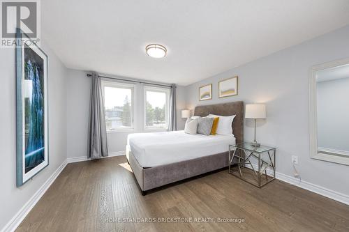 170 Greenbelt Crescent, Richmond Hill, ON - Indoor Photo Showing Bedroom