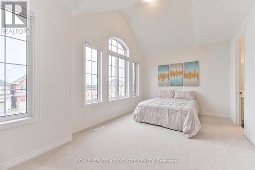 55 Deepwood Crescent, East Gwillimbury, ON - Indoor Photo Showing Bedroom