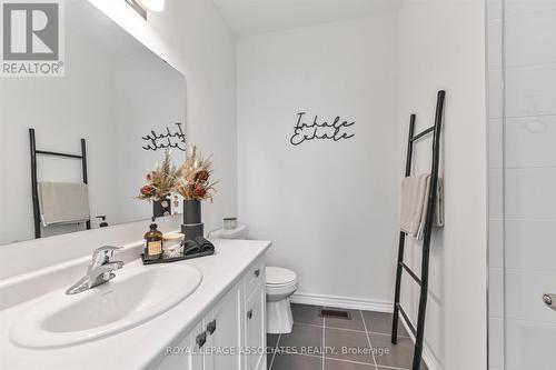 55 Deepwood Crescent, East Gwillimbury, ON - Indoor Photo Showing Bathroom