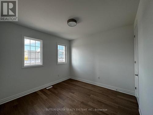 1232 Wheat Boom Drive, Oakville, ON - Indoor Photo Showing Other Room