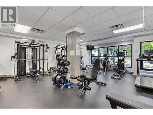 3001 183 Keefer Place, Vancouver, BC - Indoor Photo Showing Gym Room