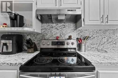 6751 51 Street Ne, Salmon Arm, BC - Indoor Photo Showing Kitchen