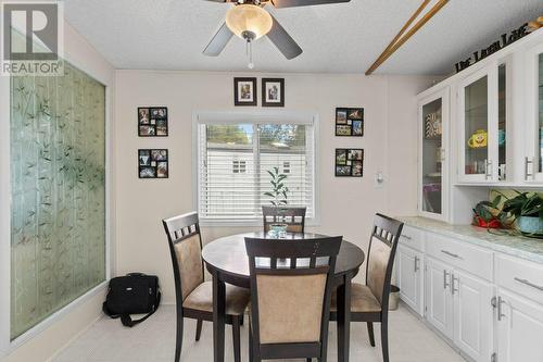 6751 51 Street Ne, Salmon Arm, BC - Indoor Photo Showing Dining Room