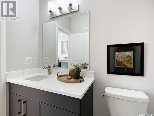 1112 9Th Street E, Saskatoon, SK - Indoor Photo Showing Bathroom