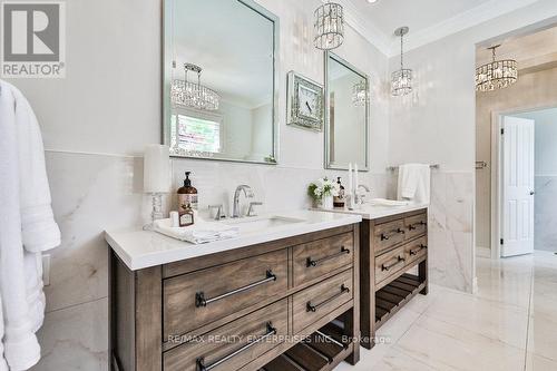 598 Gladwyne Court, Mississauga, ON - Indoor Photo Showing Bathroom