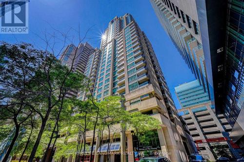 1110 - 750 Bay Street, Toronto, ON - Outdoor With Facade