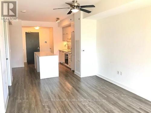 302 - 106 Dovercourt Road, Toronto, ON - Indoor Photo Showing Kitchen