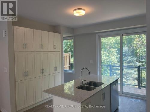 57 Folcroft (Main,2Nd,3Rd) Street, Brampton, ON - Indoor Photo Showing Kitchen With Double Sink