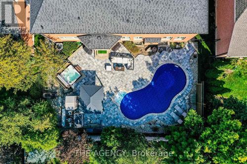 154 Foxridge Drive, Hamilton, ON - Outdoor With In Ground Pool