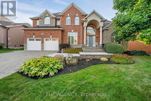 154 Foxridge Drive, Hamilton, ON - Outdoor With Facade