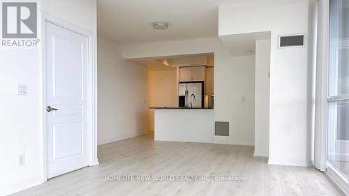 3308 - 223 Webb Drive, Mississauga, ON - Indoor