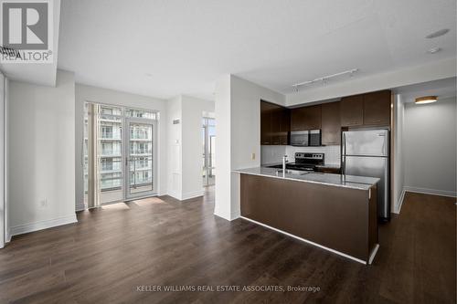 1208 - 365 Prince Of Wales Drive, Mississauga, ON - Indoor Photo Showing Kitchen