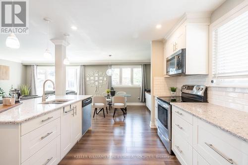 5290 Joel Avenue, Burlington, ON - Indoor Photo Showing Kitchen With Double Sink With Upgraded Kitchen