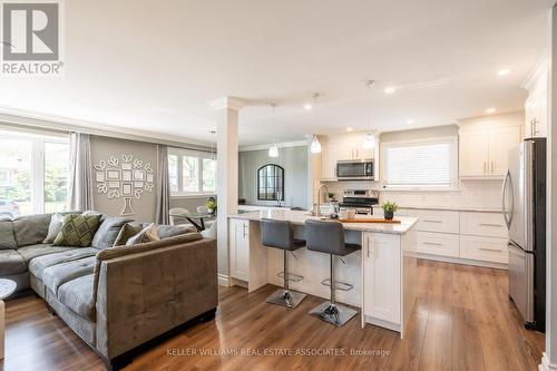 5290 Joel Avenue, Burlington, ON - Indoor Photo Showing Kitchen With Stainless Steel Kitchen With Upgraded Kitchen