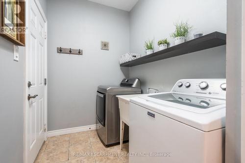 39 - 310 Southbrook Drive, Hamilton, ON - Indoor Photo Showing Laundry Room