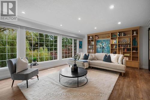 15 Grand Hill Drive, Kitchener, ON - Indoor Photo Showing Living Room