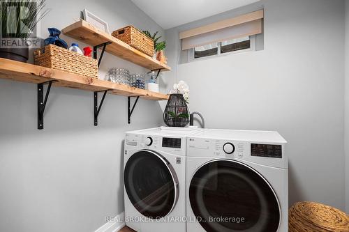 15 Grand Hill Drive, Kitchener, ON - Indoor Photo Showing Laundry Room