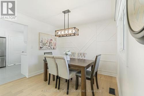 413 Murray Street, Grimsby, ON - Indoor Photo Showing Dining Room