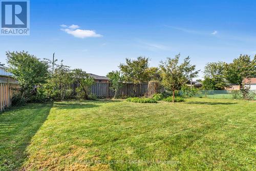 413 Murray Street, Grimsby, ON - Outdoor With Backyard