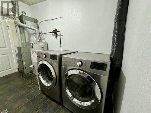 456 Gillett Street, Prince George, BC - Indoor Photo Showing Laundry Room