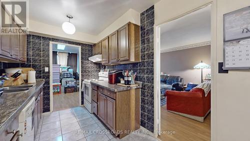 802 - 20 Gilder Drive, Toronto, ON - Indoor Photo Showing Kitchen With Double Sink