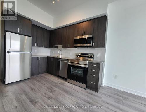 2603 - 1455 Celebration Drive, Pickering, ON - Indoor Photo Showing Kitchen