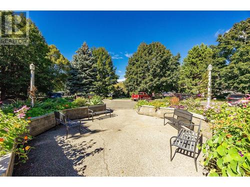 933 Harvey Avenue Unit# 309, Kelowna, BC - Outdoor