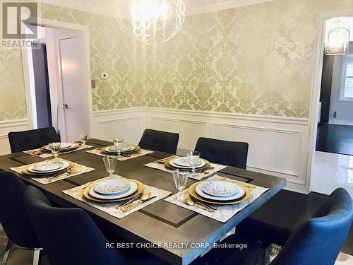 29 Mill Street, Vaughan, ON - Indoor Photo Showing Dining Room