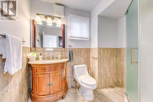 48 Camberley Crescent, Brampton, ON - Indoor Photo Showing Bathroom