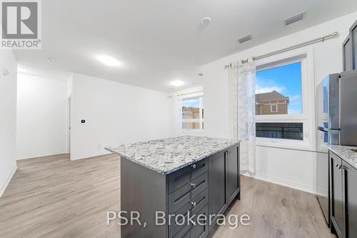 202 - 3285 Carding Mill Trail, Oakville, ON - Indoor Photo Showing Kitchen