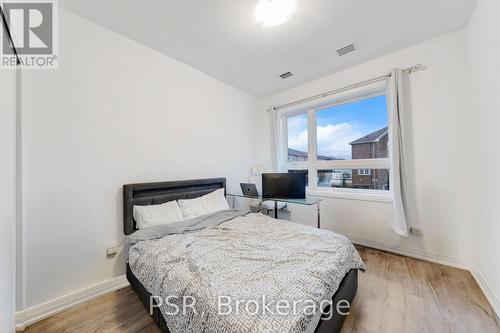 202 - 3285 Carding Mill Trail, Oakville, ON - Indoor Photo Showing Bedroom