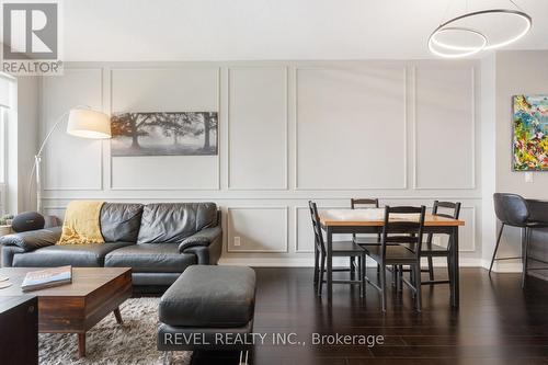 2703 - 510 Curran Place, Mississauga, ON - Indoor Photo Showing Living Room