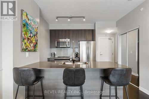 2703 - 510 Curran Place, Mississauga, ON - Indoor Photo Showing Kitchen