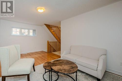 30 - 233 Duskywing Way, Oakville, ON - Indoor Photo Showing Living Room