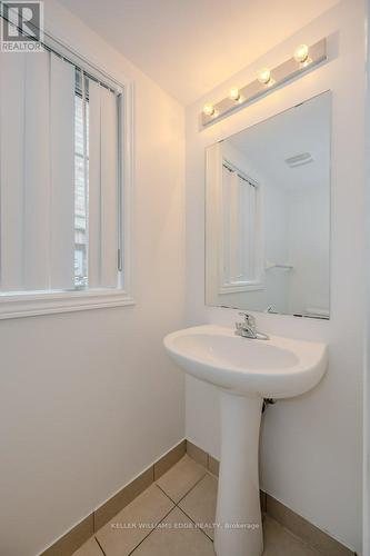 30 - 233 Duskywing Way, Oakville, ON - Indoor Photo Showing Bathroom