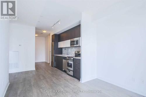 1607 - 56 Annie Craig Drive, Toronto, ON - Indoor Photo Showing Kitchen