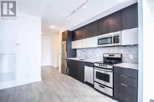 1607 - 56 Annie Craig Drive, Toronto, ON - Indoor Photo Showing Kitchen