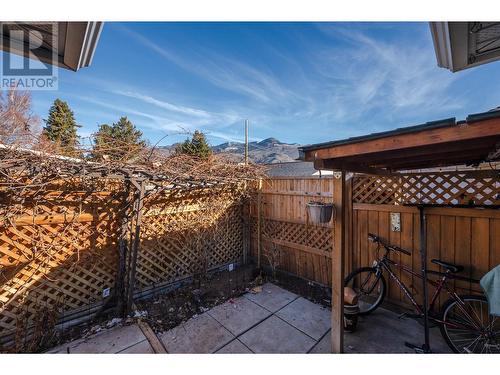 607 4Th Street Unit# 1, Keremeos, BC - Outdoor