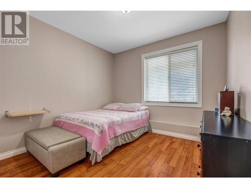 209 K View Crescent, Keremeos, BC - Indoor Photo Showing Bedroom